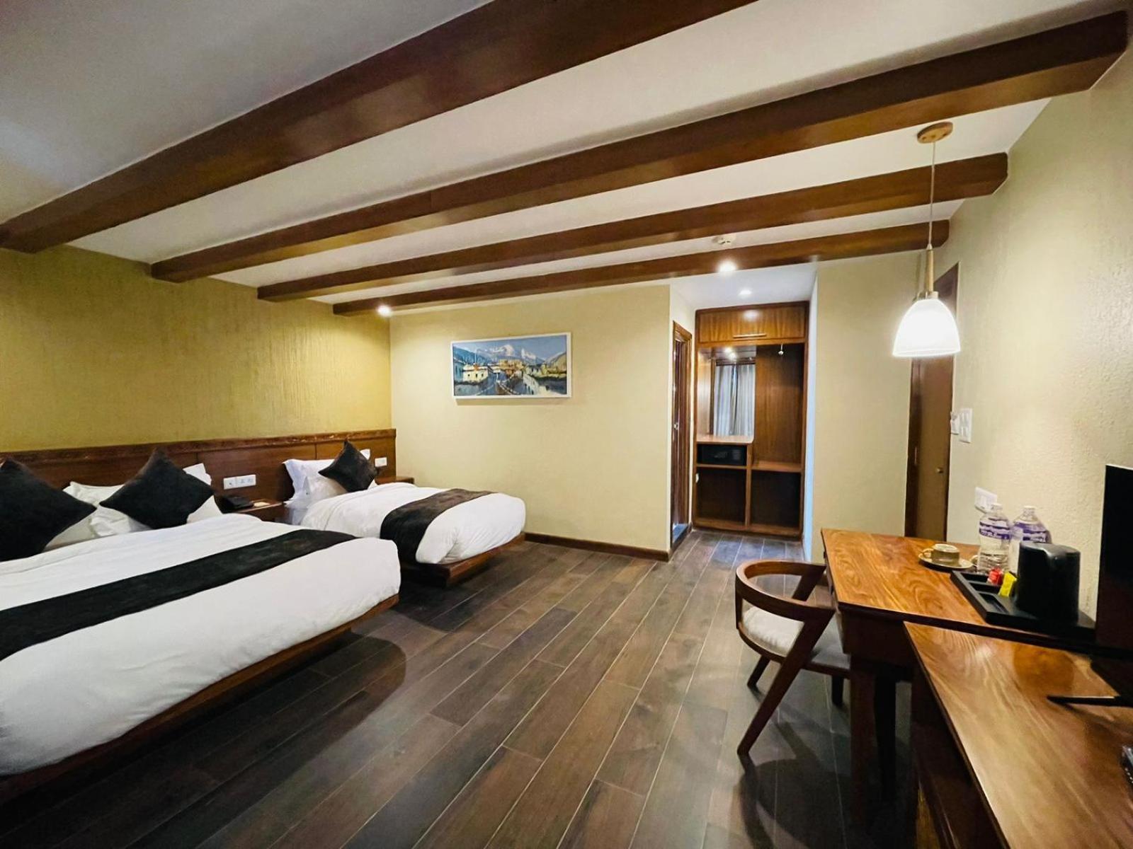Hotel Timber House By Tara Group Kathmandu Esterno foto